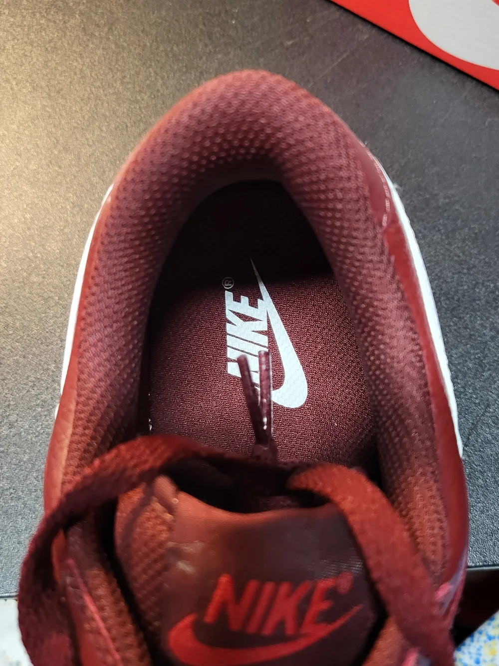 *NEW* Big Nike Low Dark Team Red/White Low Top Sneakers Size Men's 12 Women 13.5